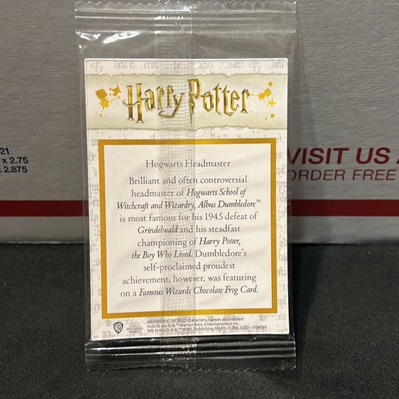 Voldemort PEZ, Hermione Prop Costume Wand,and Albus Dumbledore holographic card - Picture 8 of 9